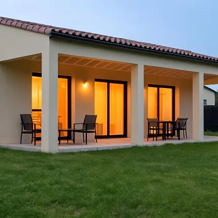 Maison Neuf En Provence * Monteux